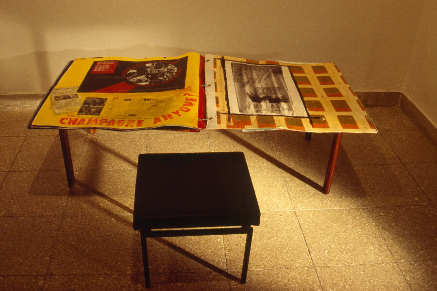 Resistant Strains, Poster Campaigns, foto archiv Tomáš Ruller, Vašulka Kitchen Brno